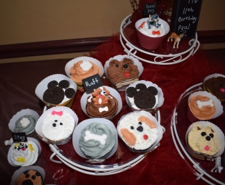 Puppy Theme Cupcakes Closeup.JPG